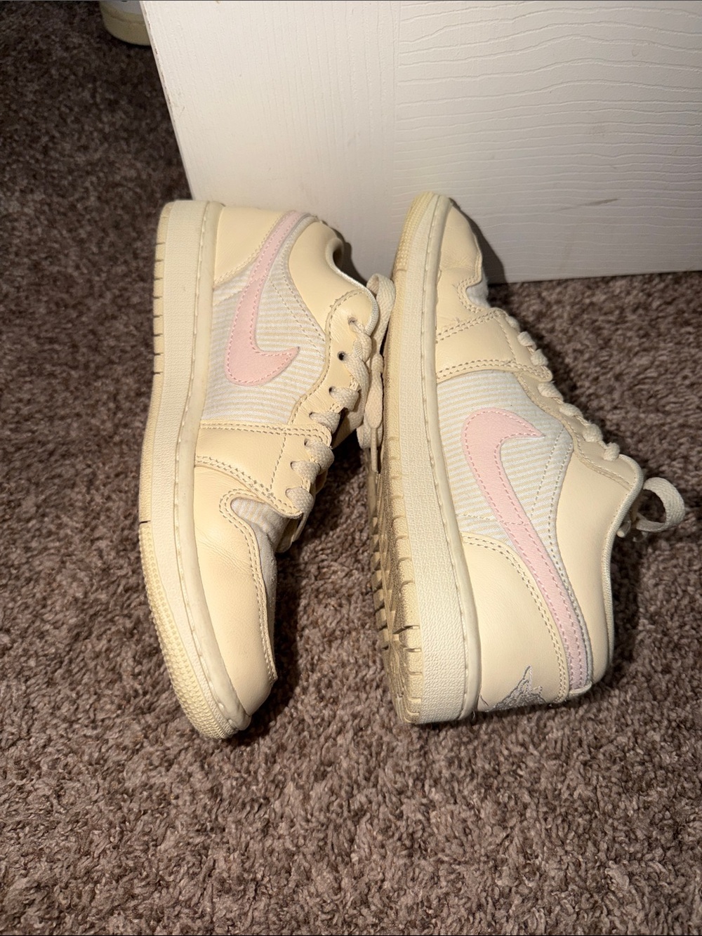 Nike Cream Low-Top Sneakers with Pink Swoosh